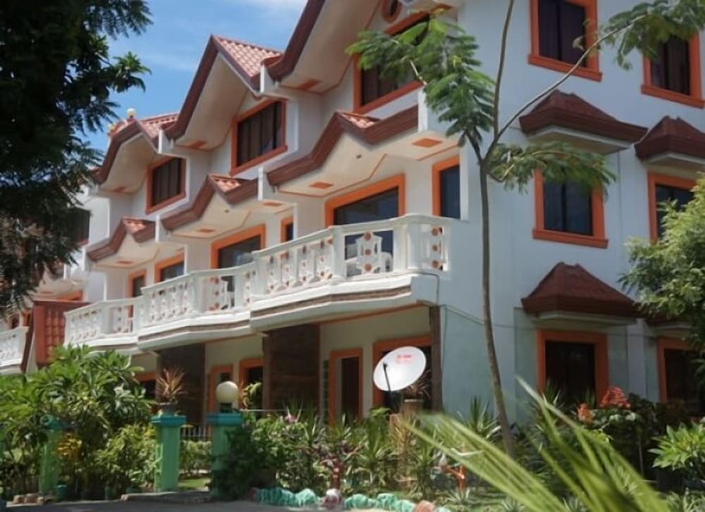 Cordova Home Village Resort 1
