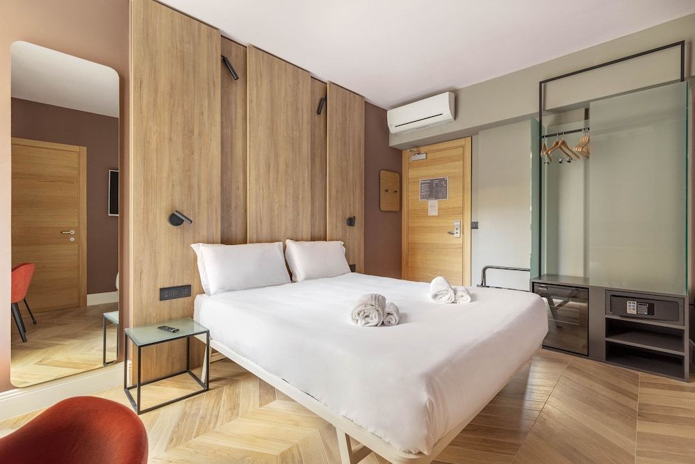 B&B Hotel Genova City Center 1