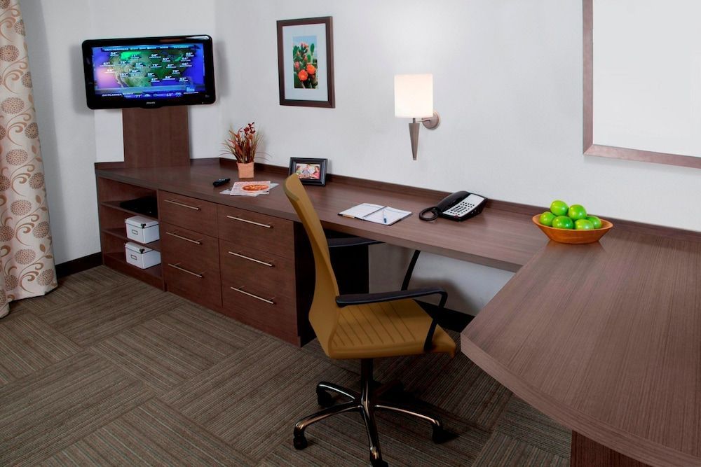 Candlewood Suites BAY CITY by IHG 2