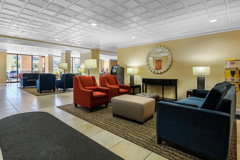 Comfort Inn Cranberry Twp 2
