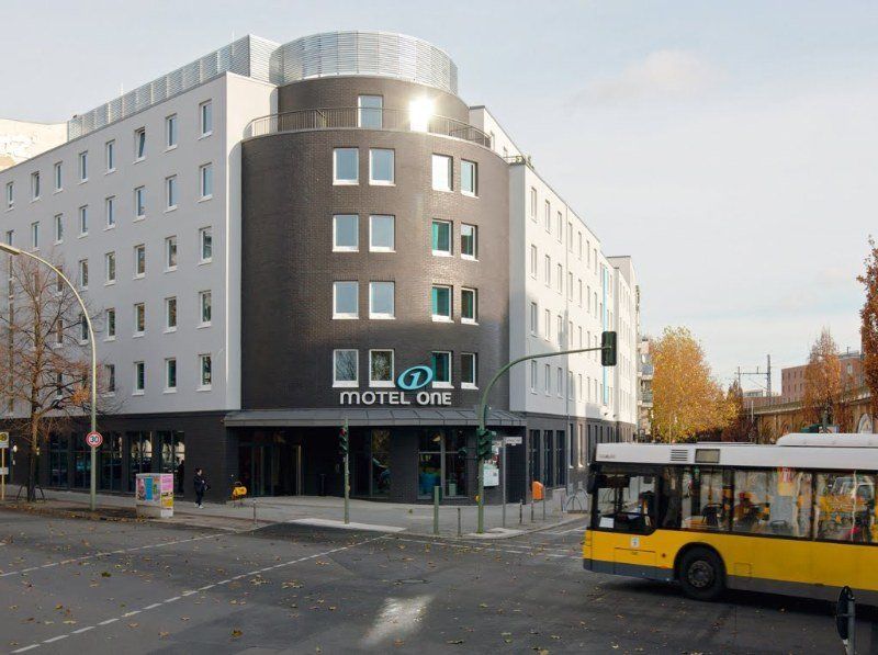 Motel One Berlin-Bellevue 2