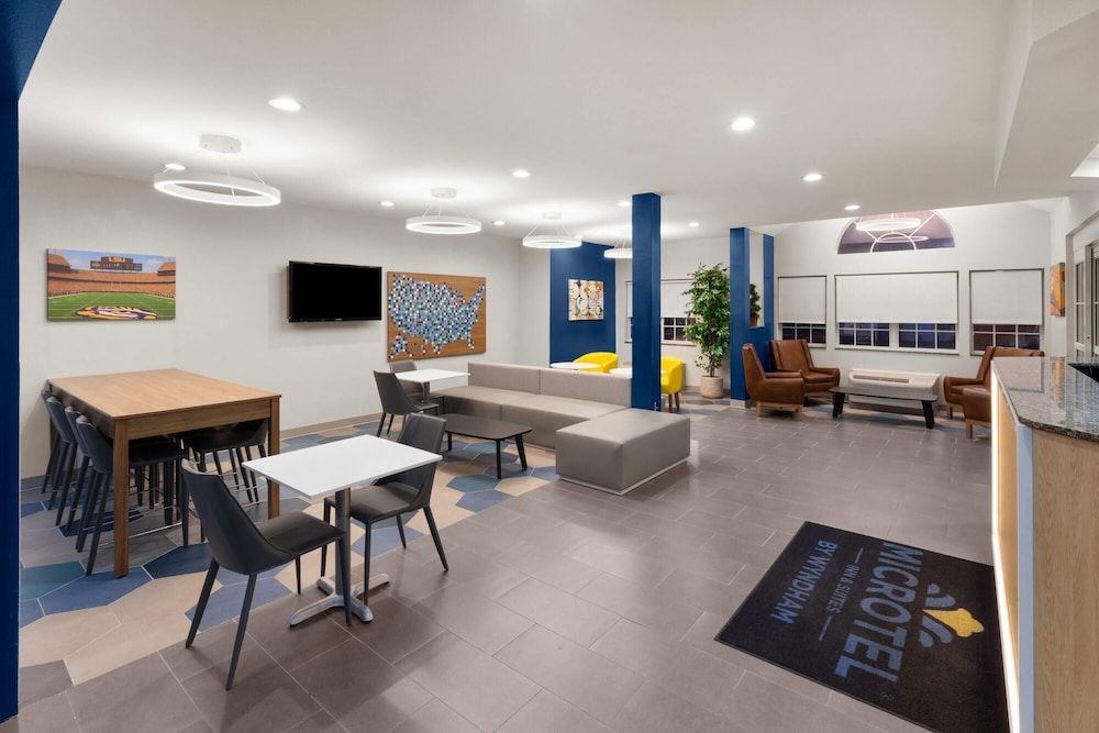 Microtel Inn and Suites Baton Rouge Airport 2
