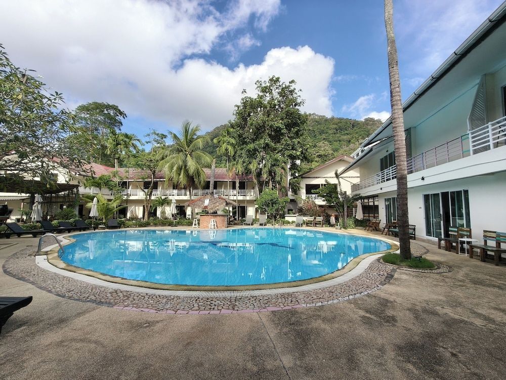 V Beach Resort 1