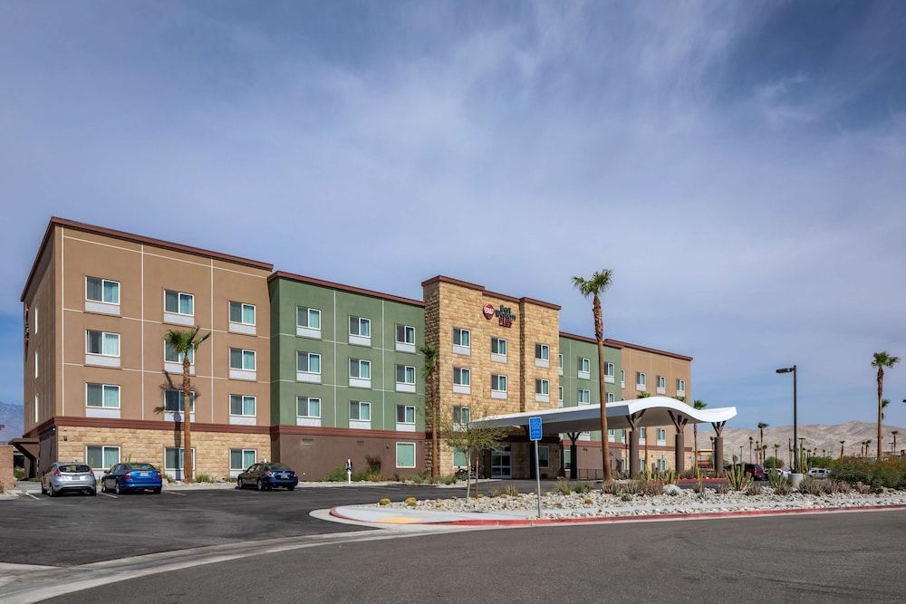 Best Western Plus Coachella Valley Inn & Suites 1