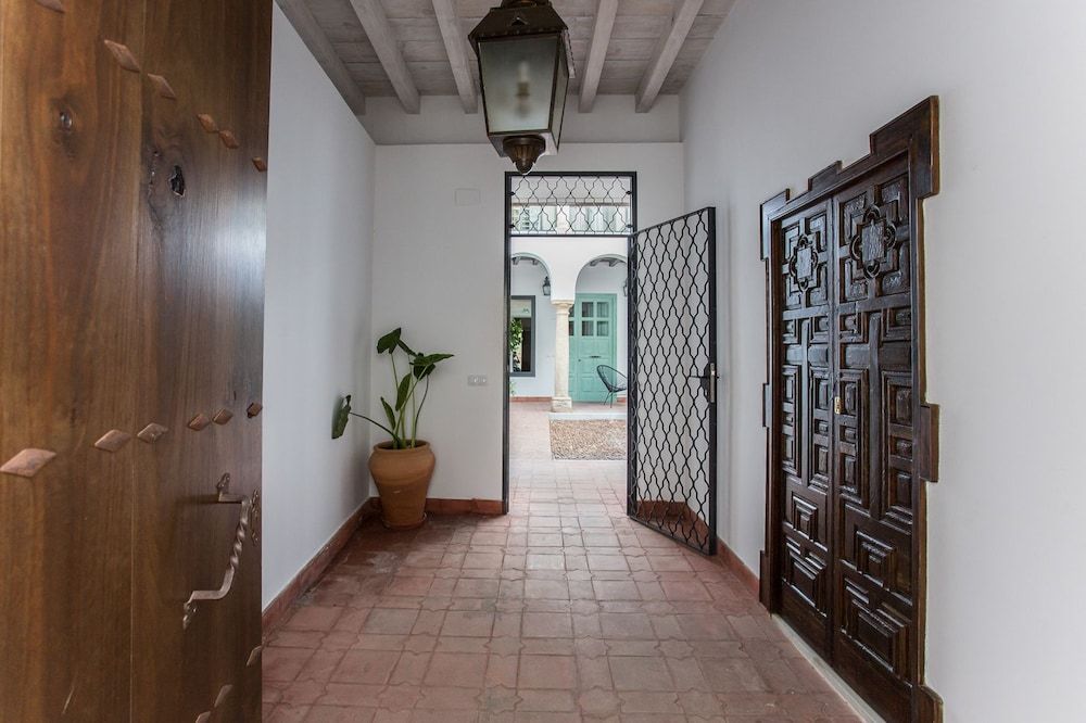 Apartamentos Los Patios de la Judería 2