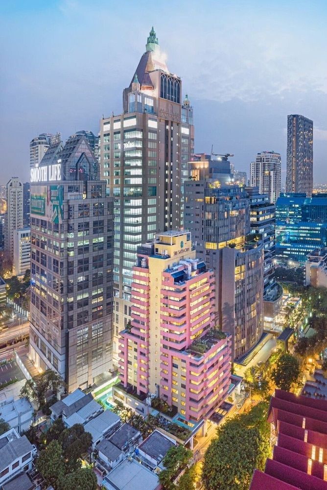 The Quarter Saladaeng by UHG - Walk to Central Park & The Common 1
