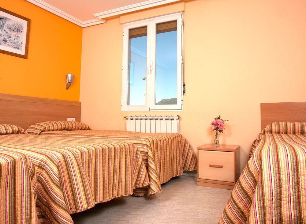 HOSTAL EUROPA pensión 2