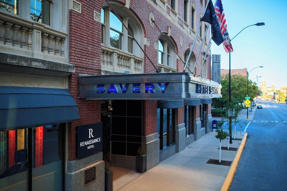 Renaissance Des Moines Savery Hotel 1