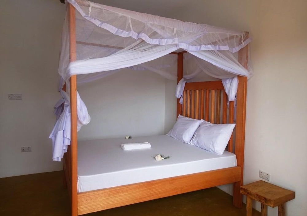 Paris - Paje - Hoom zanzibar - Paje