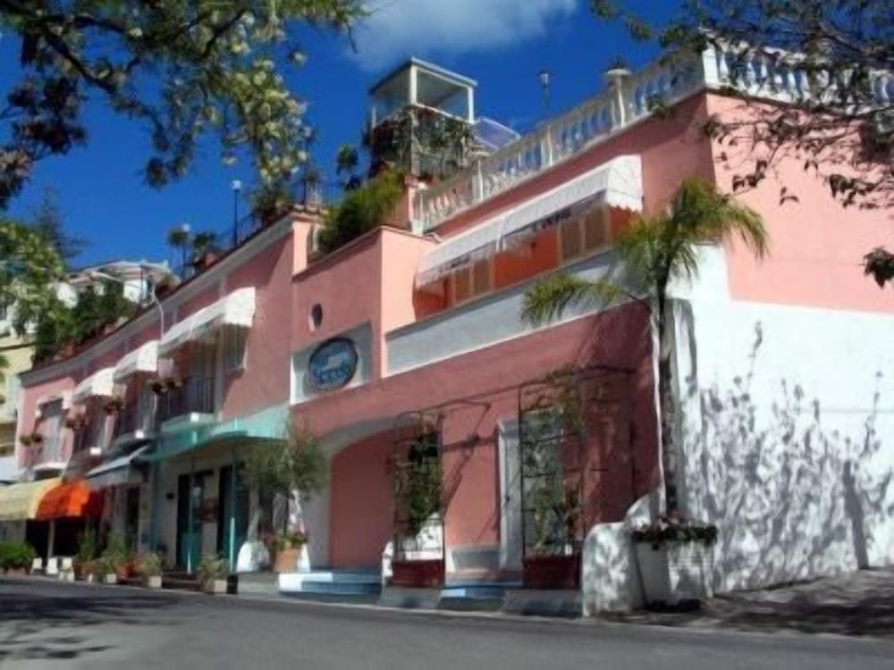 Bordeaux - Ischia - Hotel Il Nespolo - Ischia