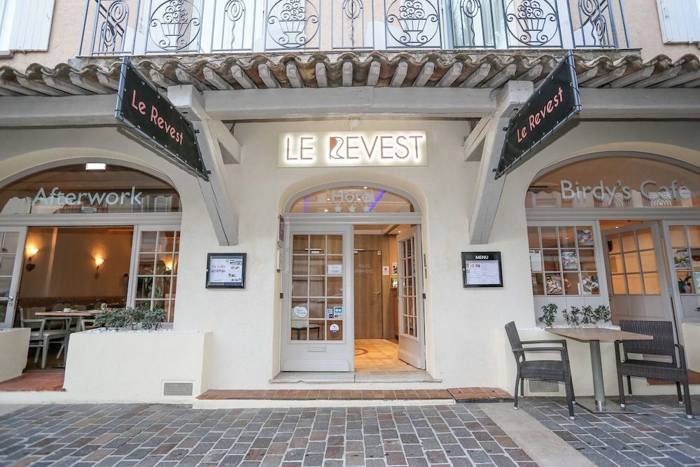 Bâle Mulhouse - Saint-Tropez - Brit Hotel Confort Le Revest Sainte-Maxime - Saint-Tropez
