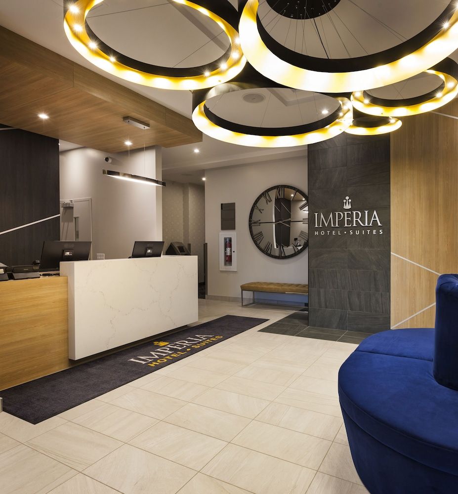 Paris - Longueuil - Imperia Hôtel et Suites Boucherville - Longueuil