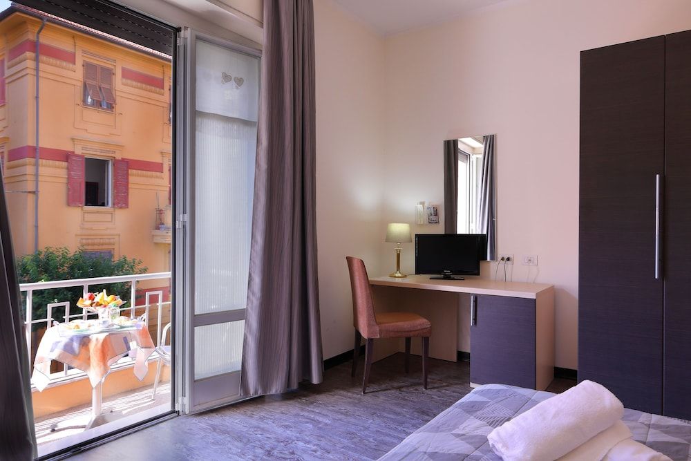 Lille - Sestri Levante - Hotel Ferrari - Sestri Levante