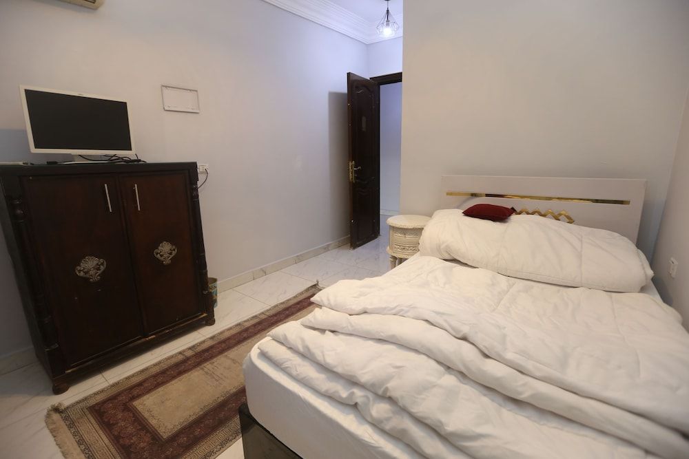 Paris - Le Caire - pyramids crest hotel - Le Caire