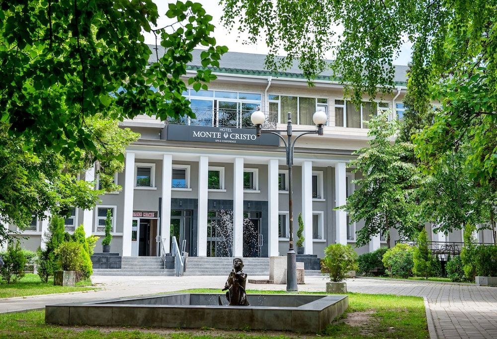 Paris - Blagoevgrad - Hotel Monte Cristo - Blagoevgrad
