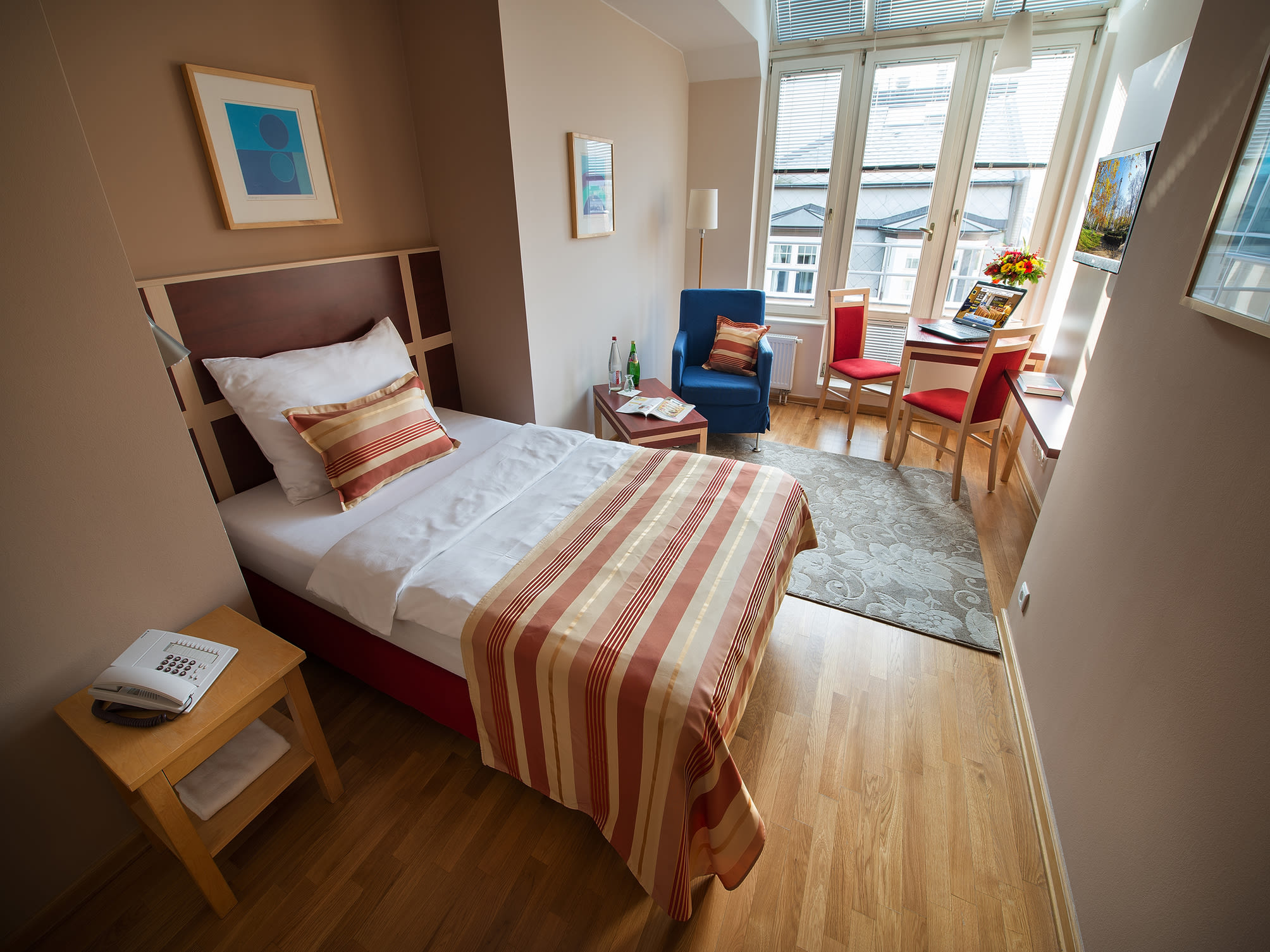 EA Hotel Julis 2
