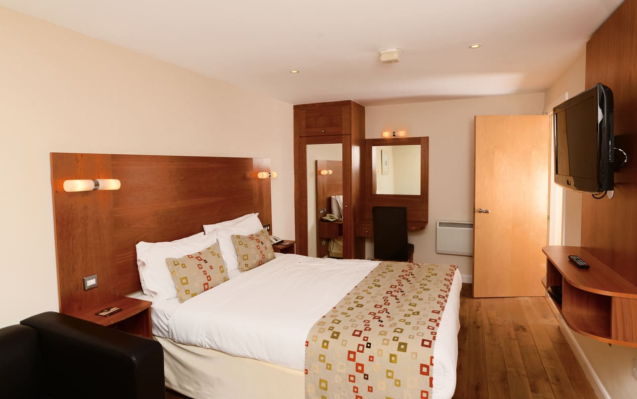 Holyrood Aparthotel 1
