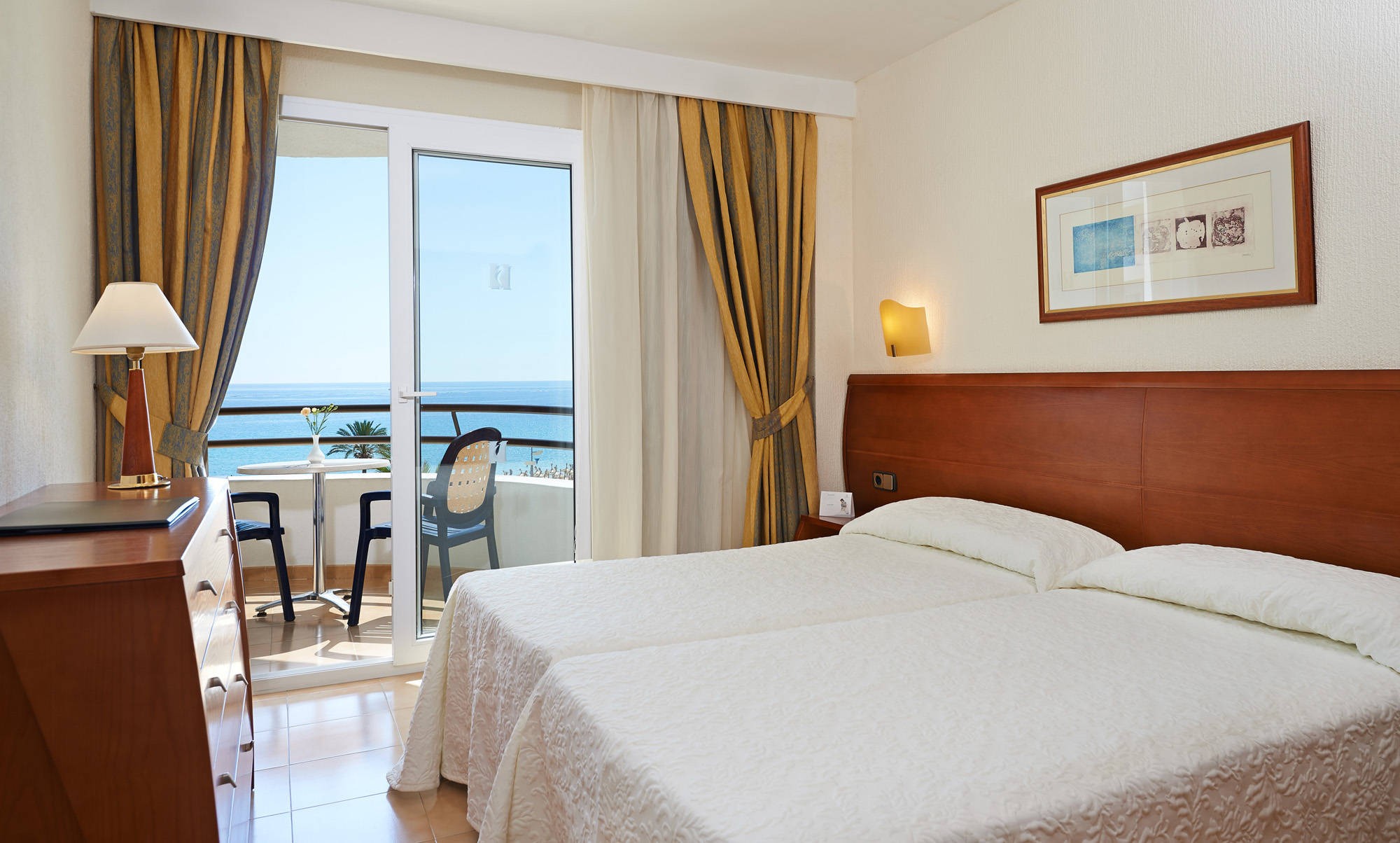 Hipotels Dunas Aparthotel 2