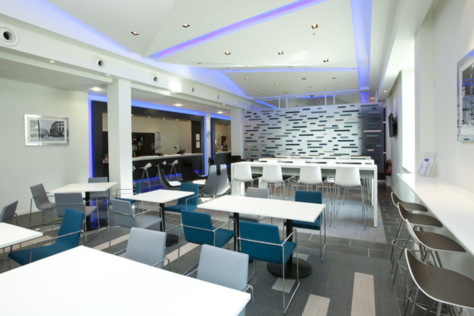 Holiday Inn Express MANCHESTER CITY CENTRE - ARENA by IHG 2