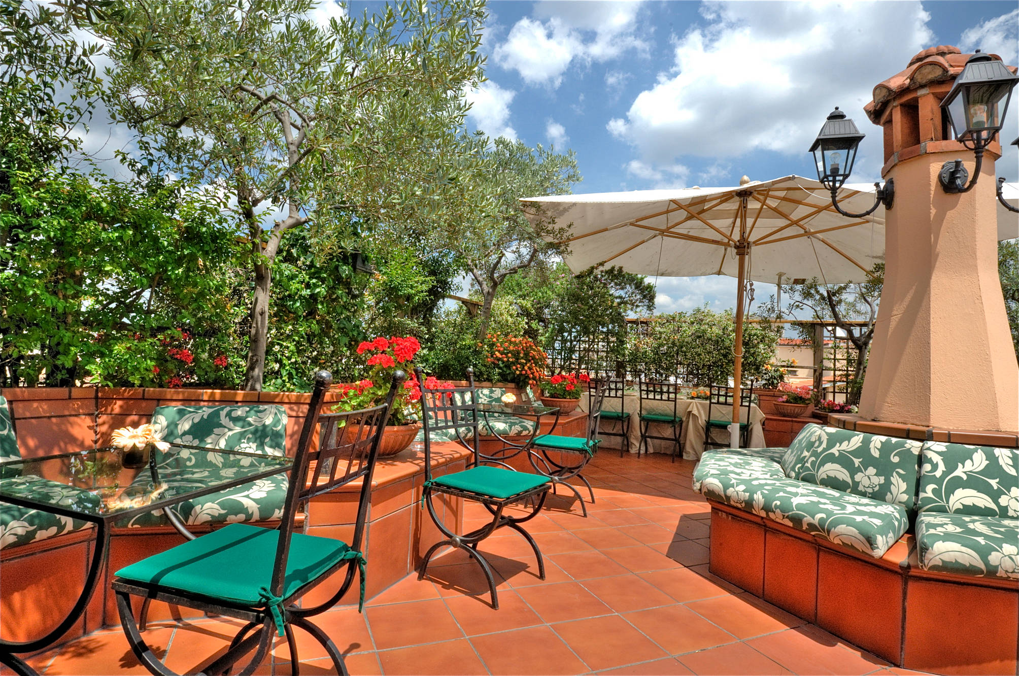 Hotel Diana Roof Garden 1