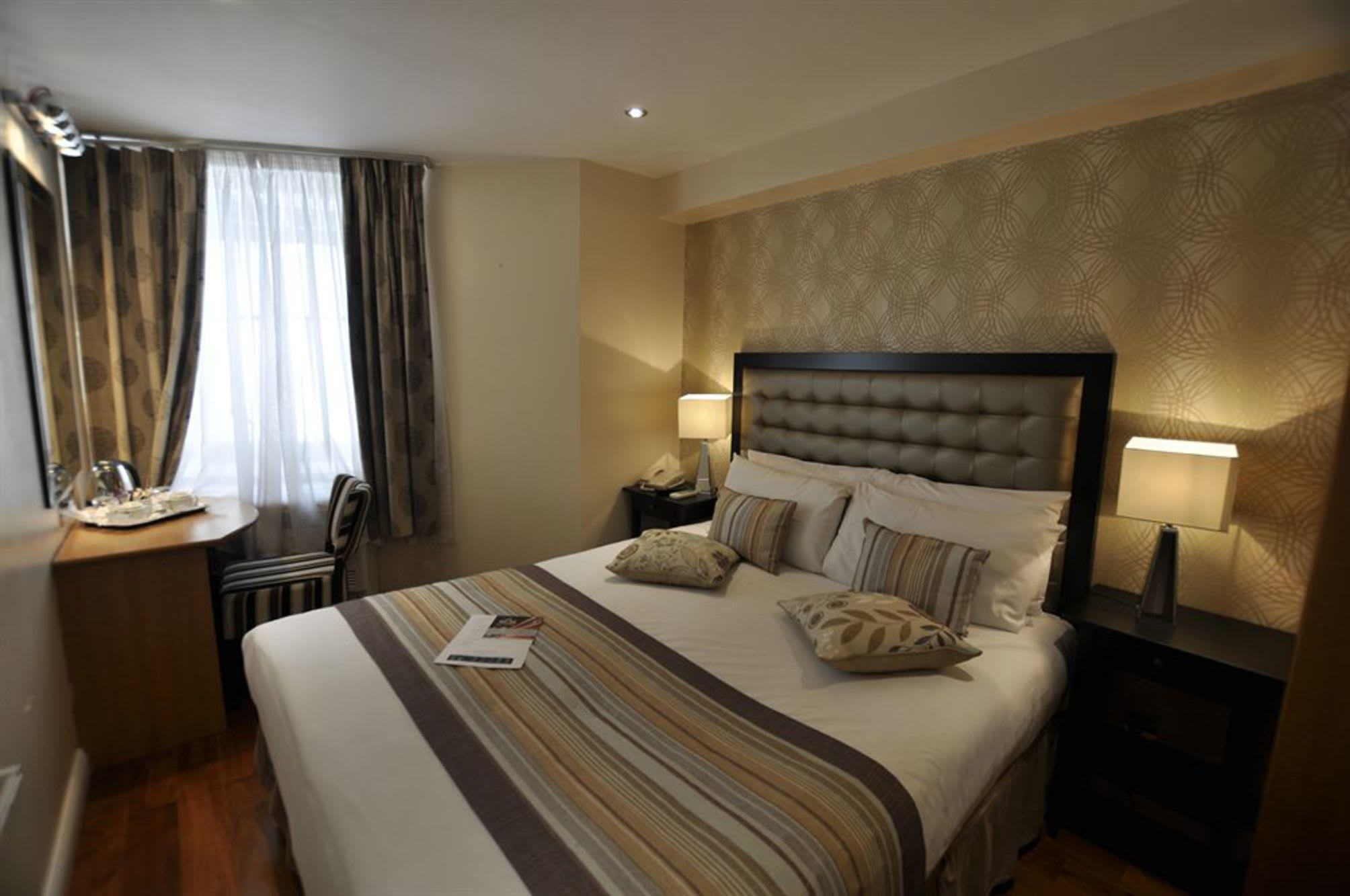 Duke Of Leinster Hotel 2