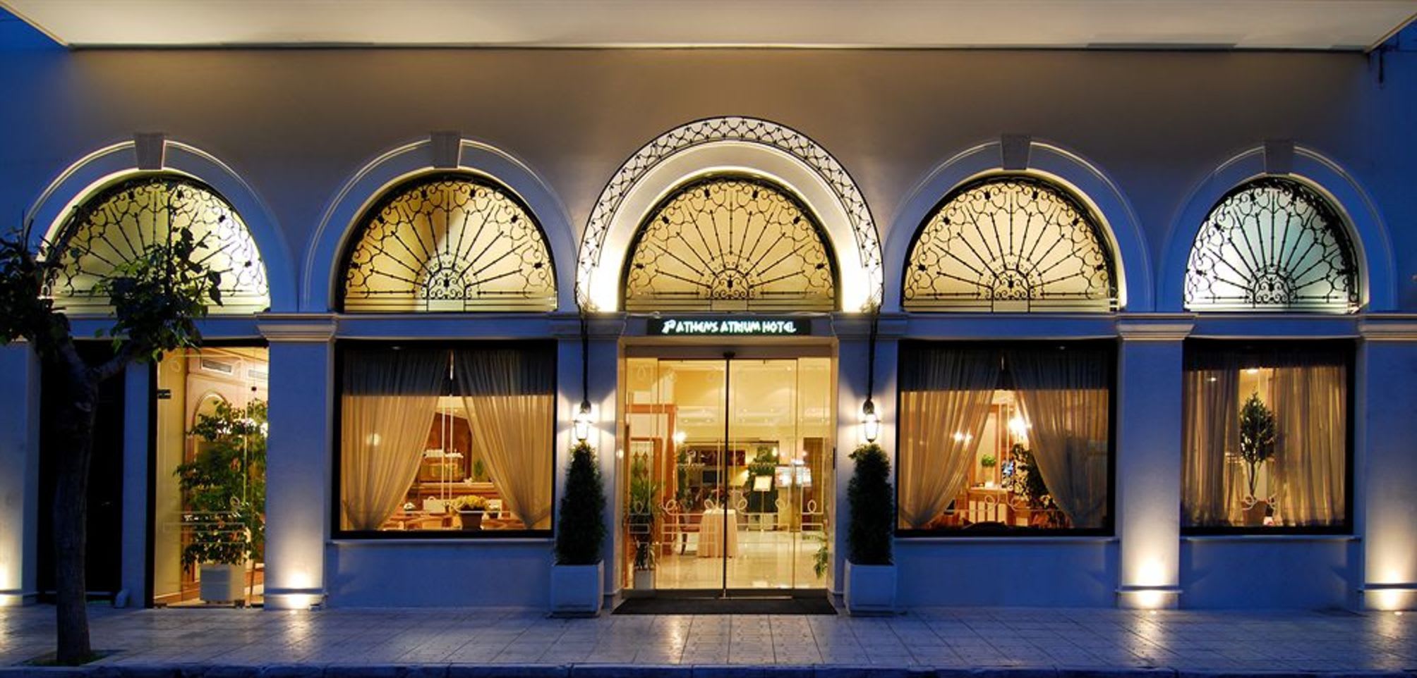Athens Atrium Hotel & Jacuzzi Suites 1