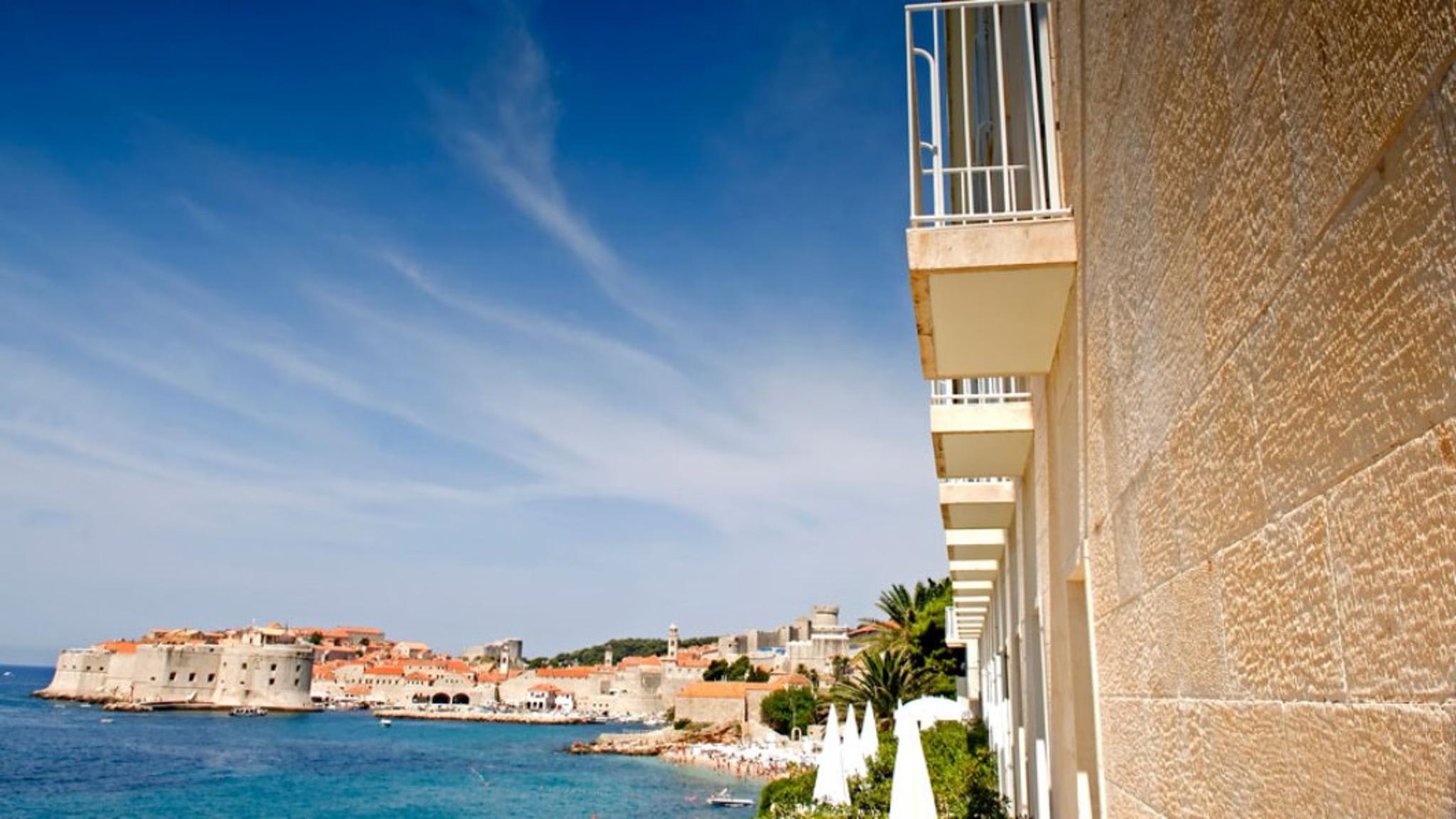 Hotel Excelsior 2