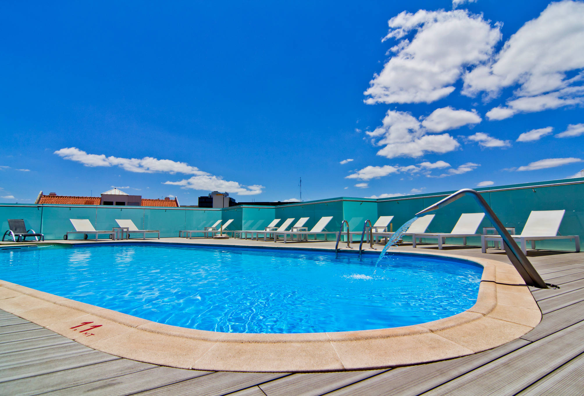 SANA Reno Hotel 2