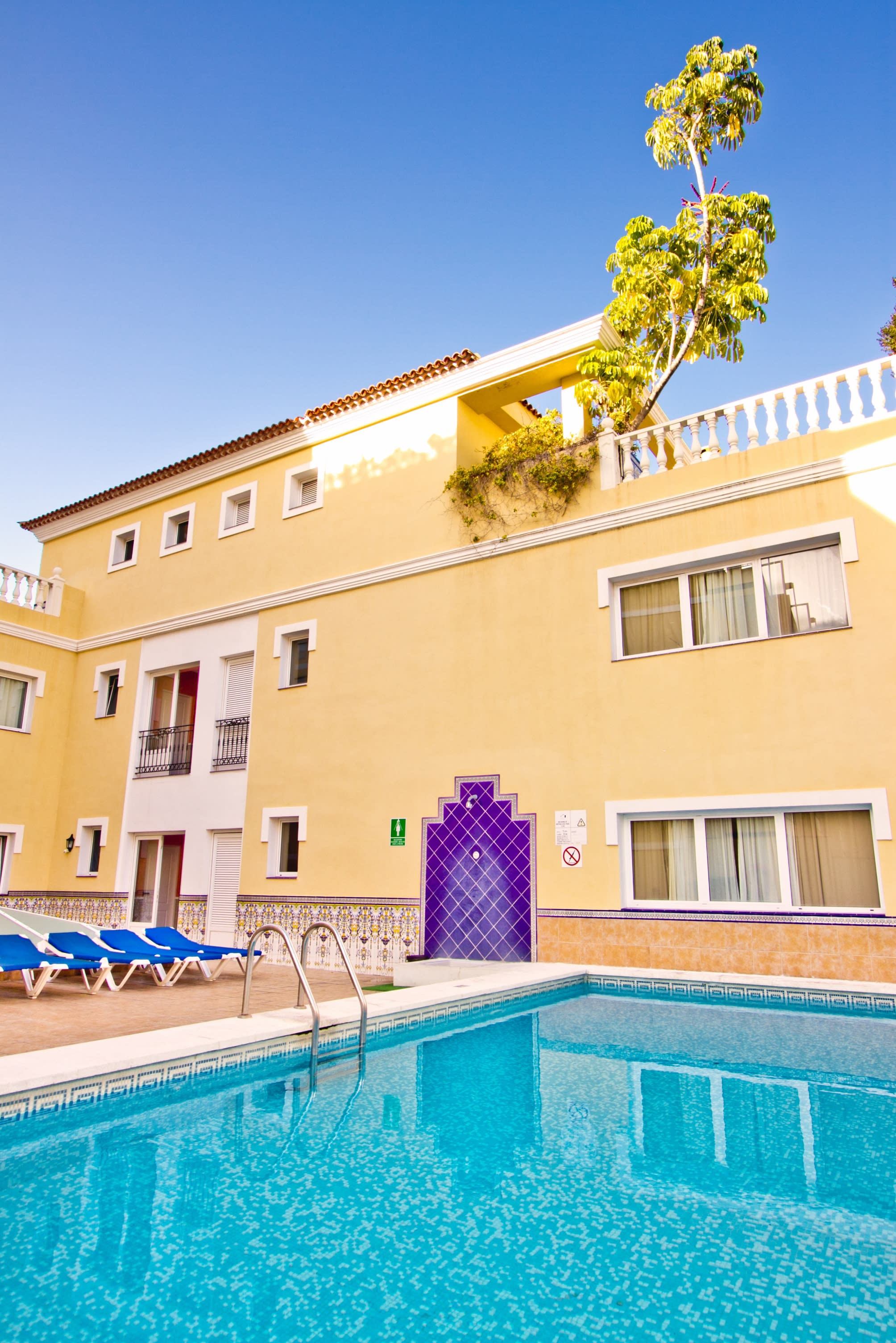 Apartamentos RF Bambi Adults Only 1