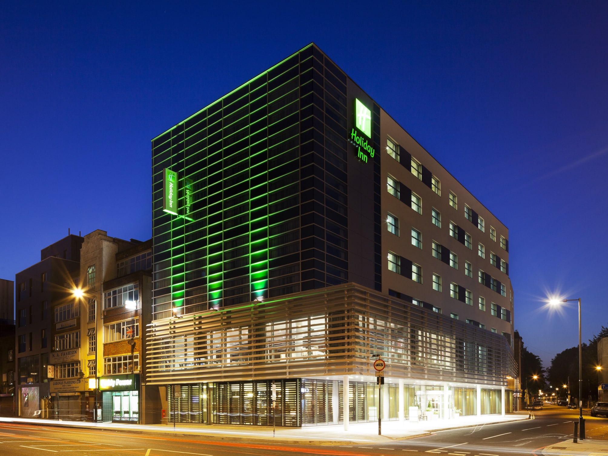 Holiday Inn LONDON - WHITECHAPEL by IHG 2