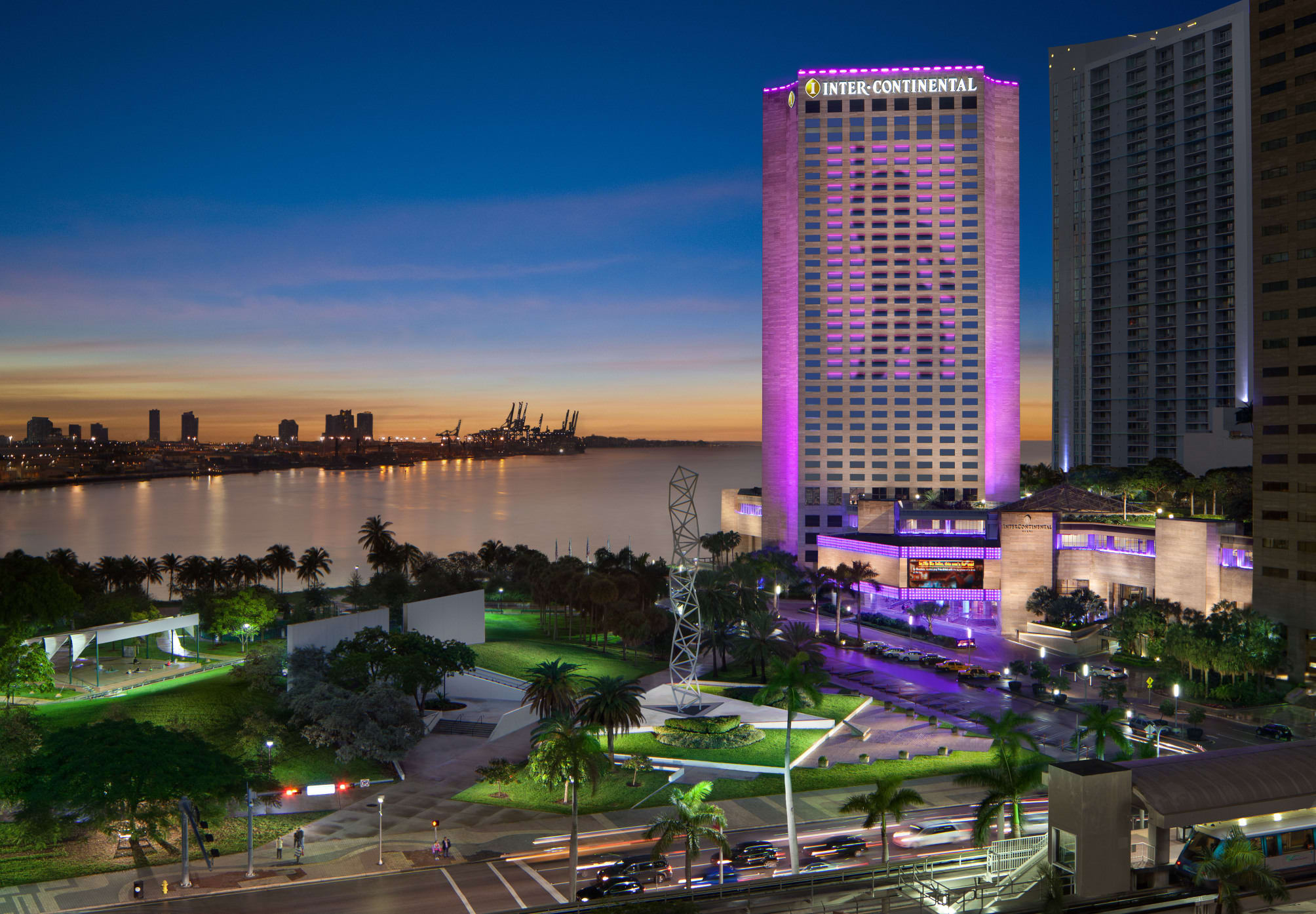 InterContinental Hotels MIAMI by IHG 1