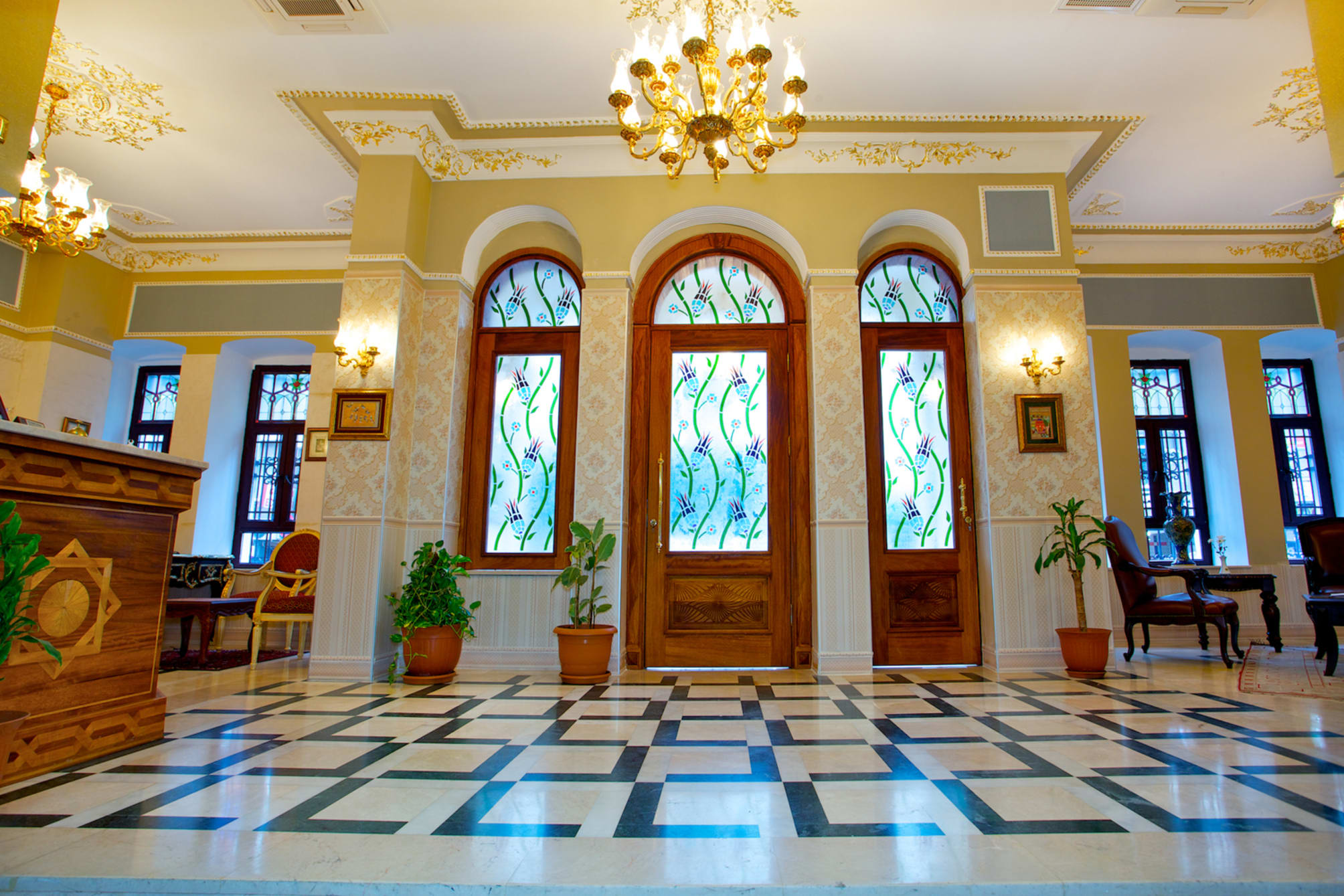 Amber Hotel & Spa 2