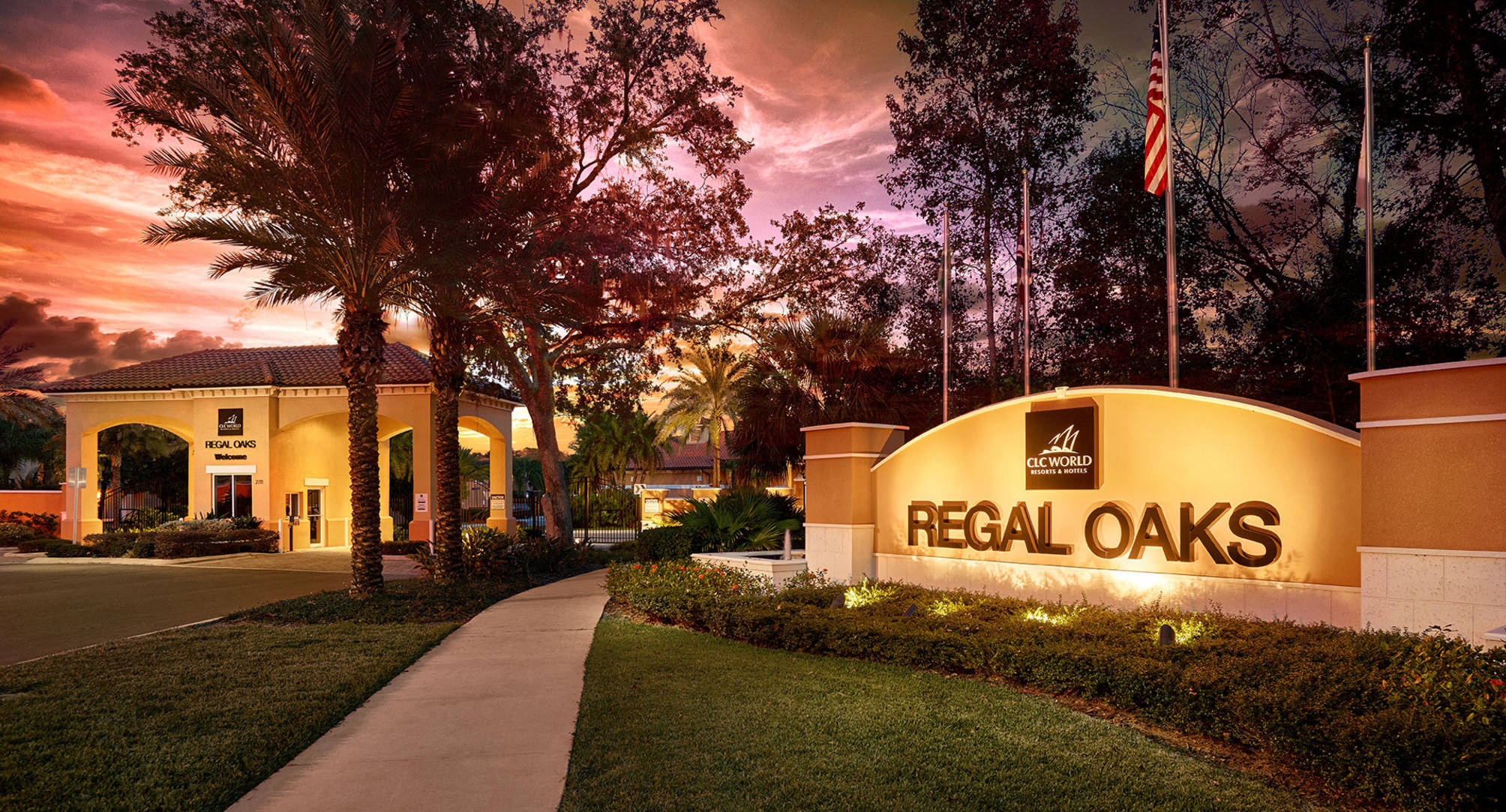 Regal Oaks Resort Vacation Townhomes by IDILIQ 1