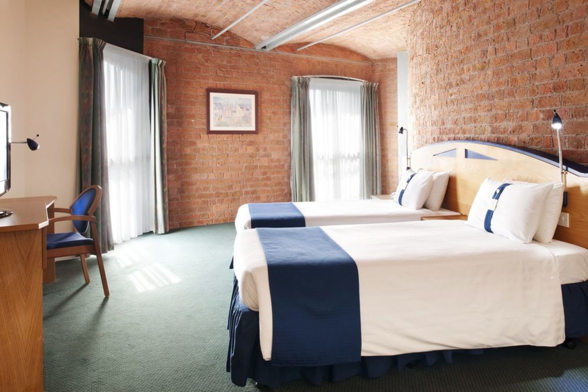 Holiday Inn Express LIVERPOOL - ROYAL ALBERT DOCK by IHG 2