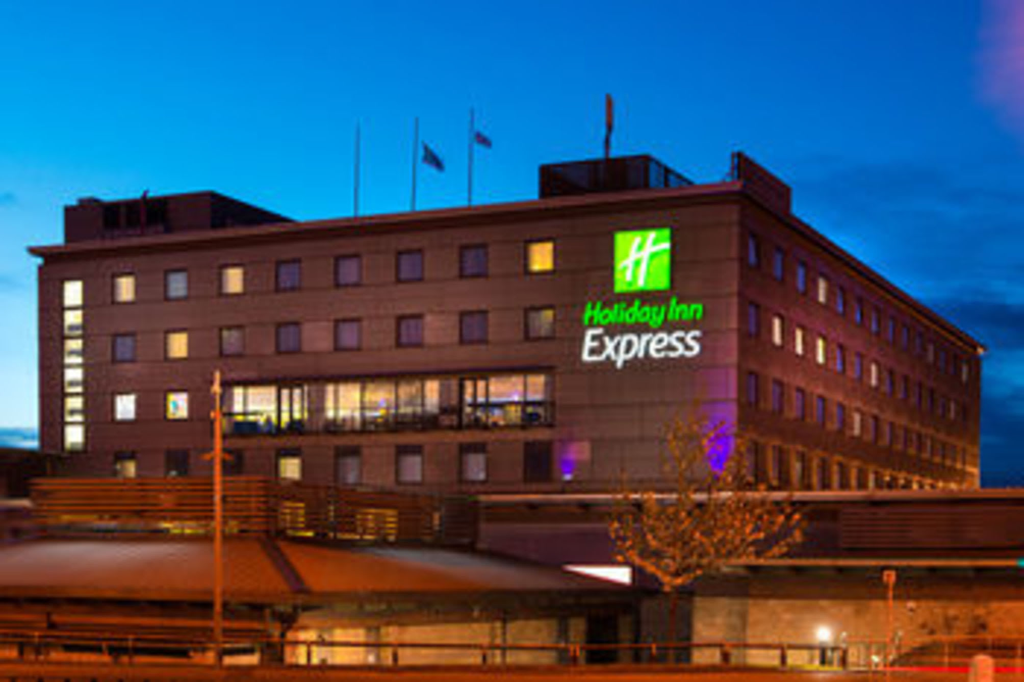 Holiday Inn Express BRADFORD CITY CENTRE by IHG 2