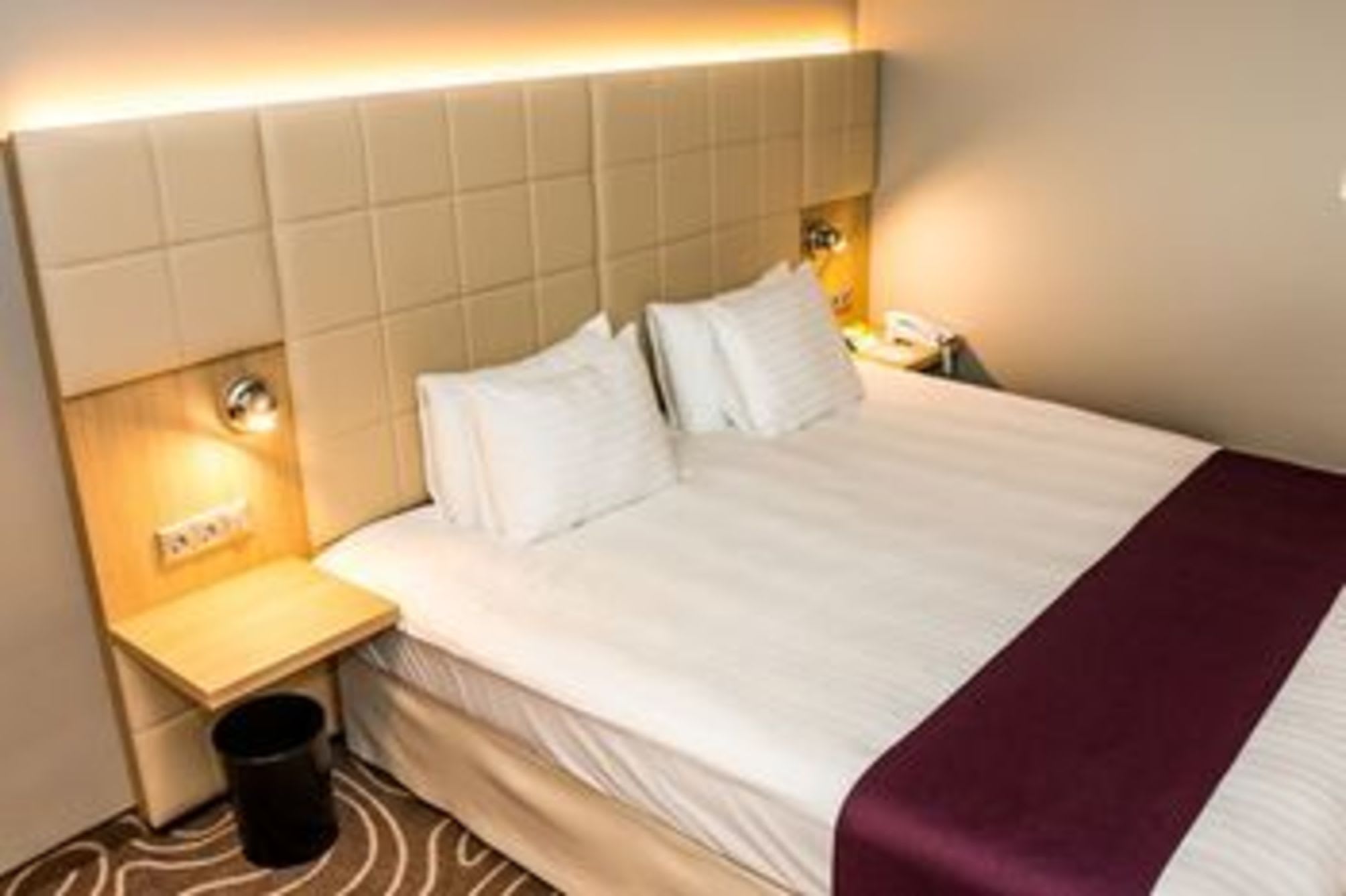 Holiday Inn BUDAPEST - BUDAÖRS by IHG 2