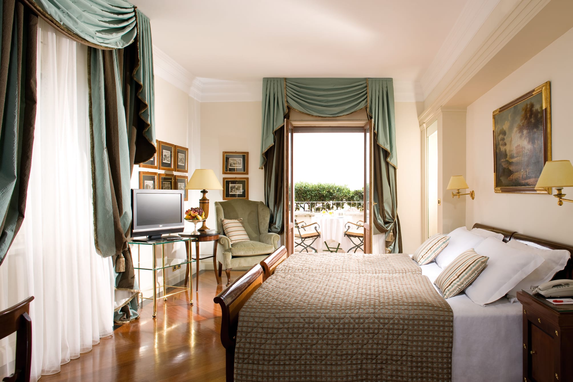 Bettoja Hotel Mediterraneo 1