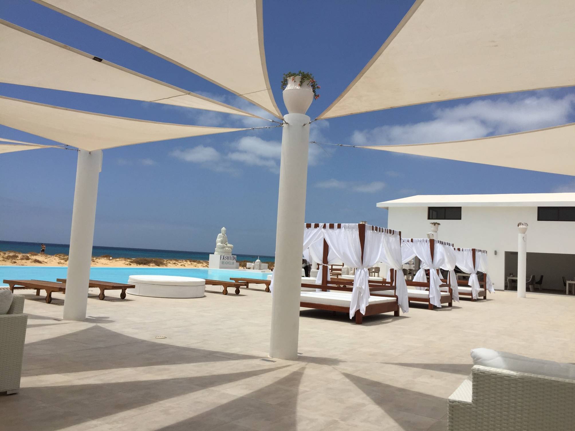 Hotel LIVVO Budha Beach 1