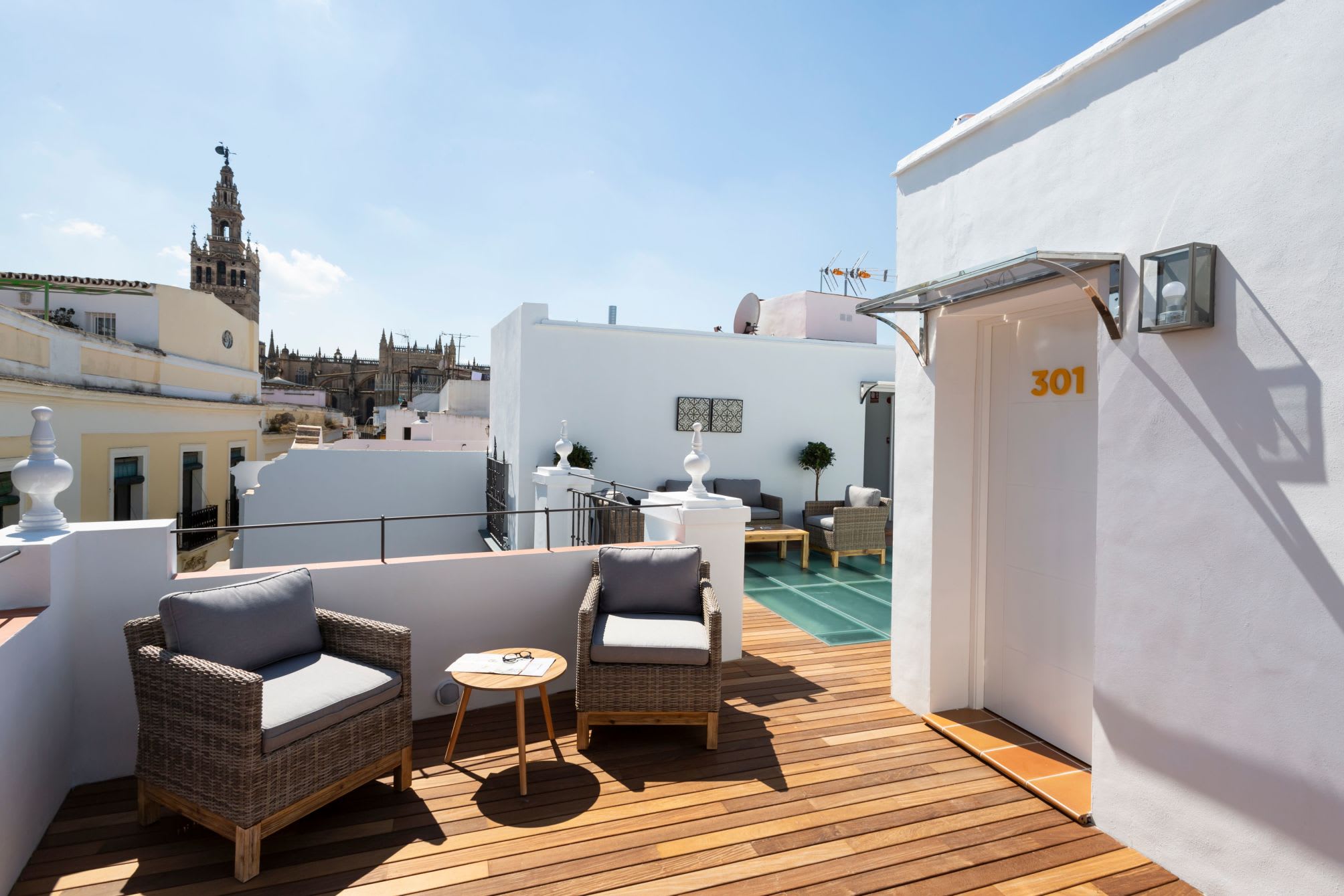 Basic Hotel Sevilla Catedral 1