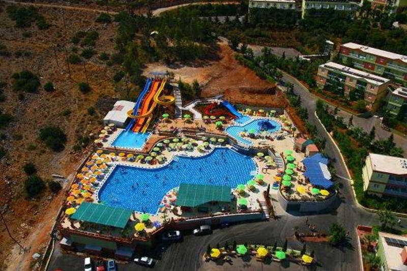 Aqua Sun Village 1
