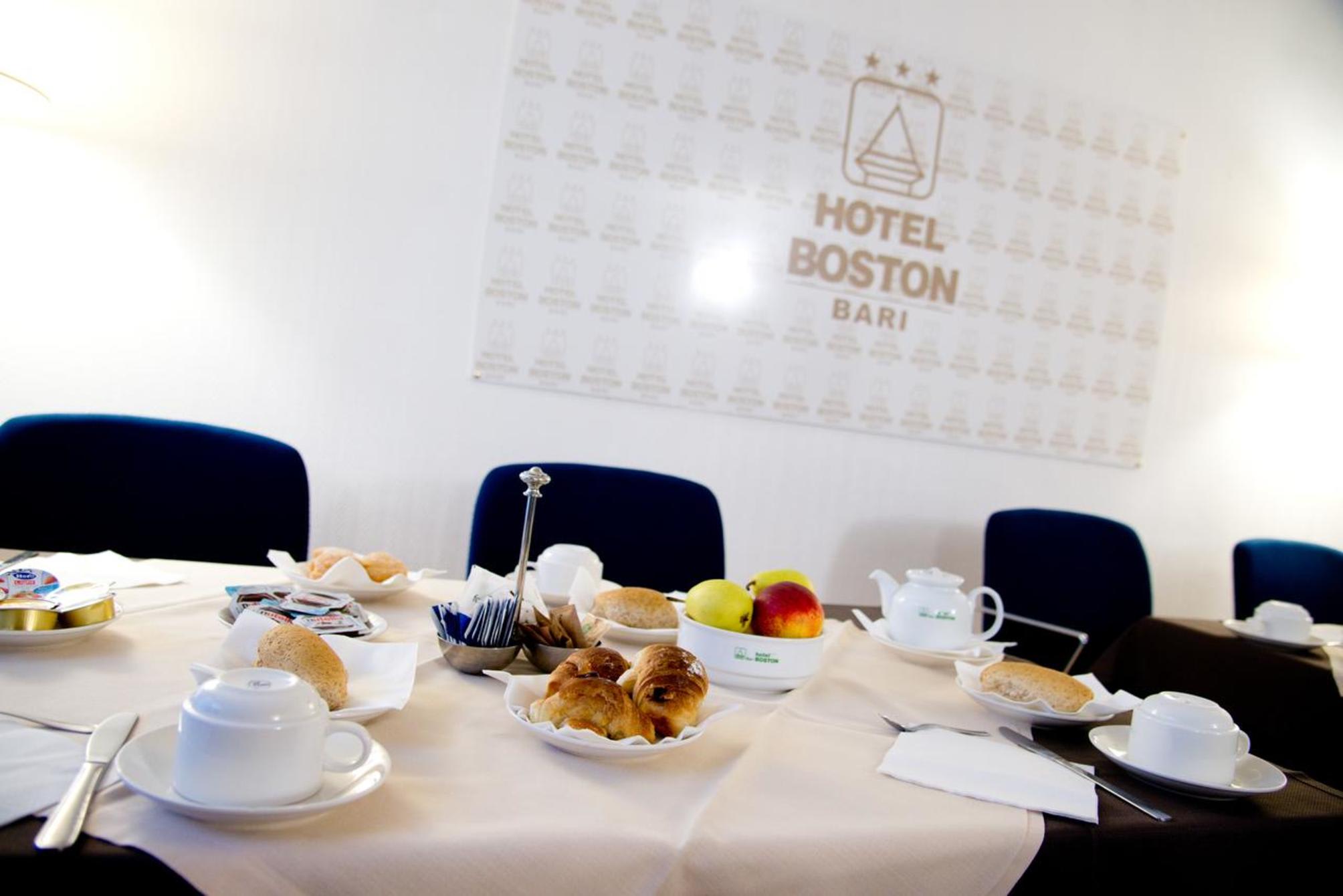 Hotel Boston 2