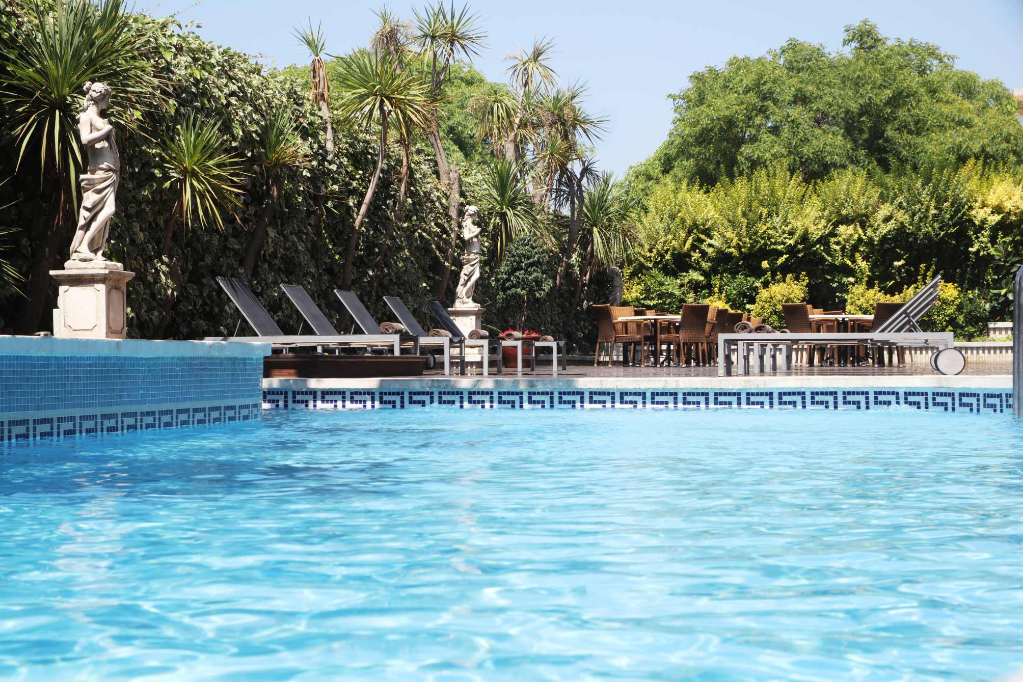 Augusta Club & Spa - Adults Only 2