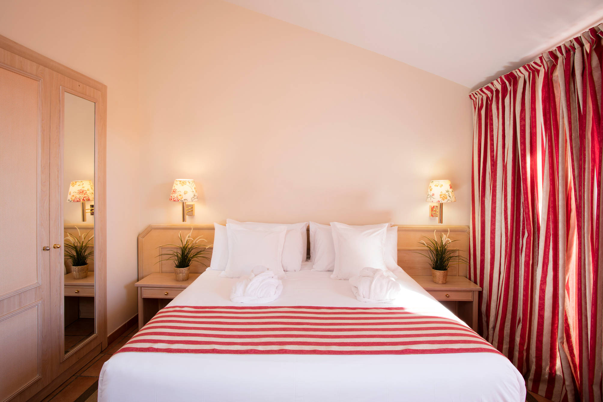 Luna Club Hotel Yoga & Spa 4Sup 2