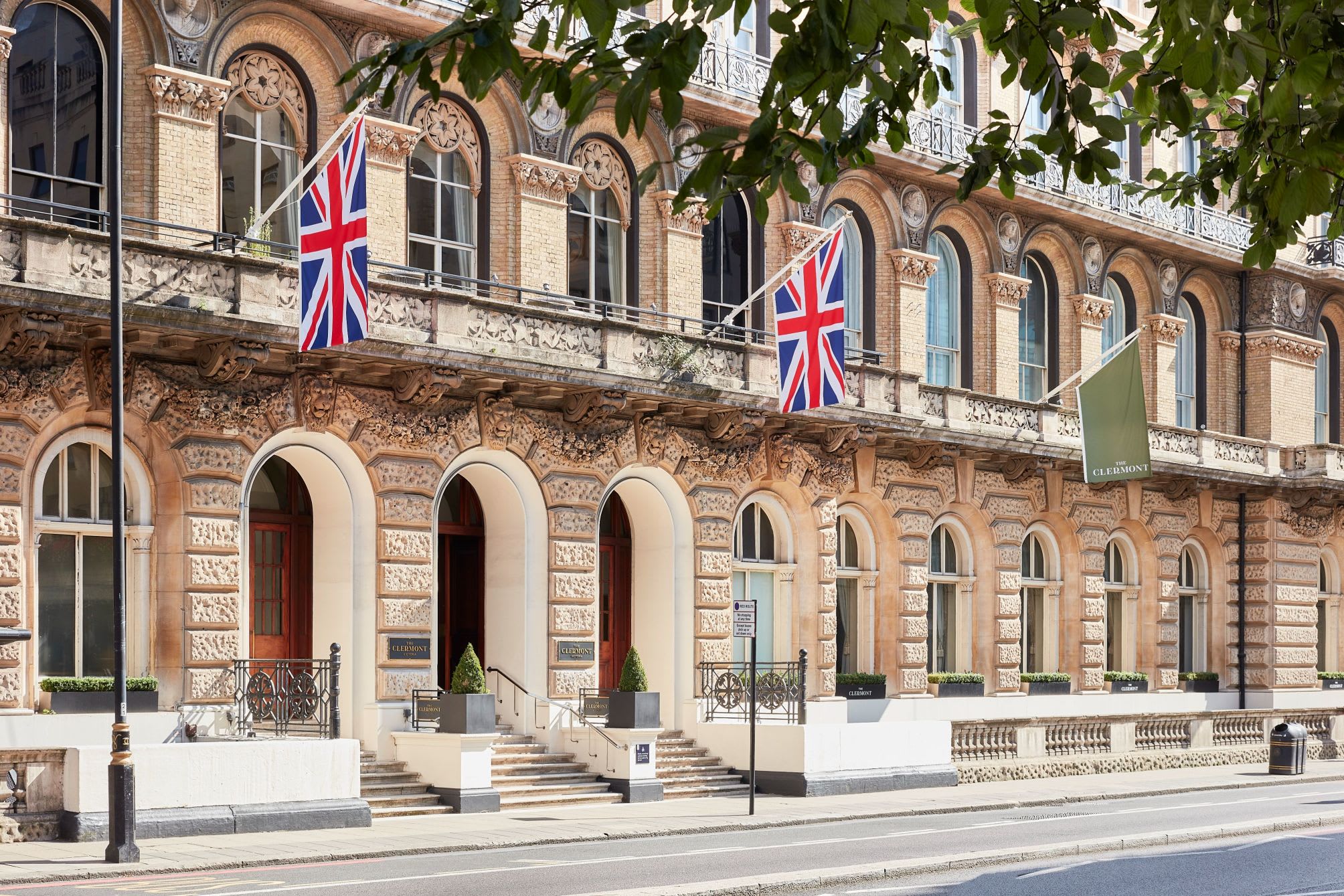 The Clermont London, Victoria 1