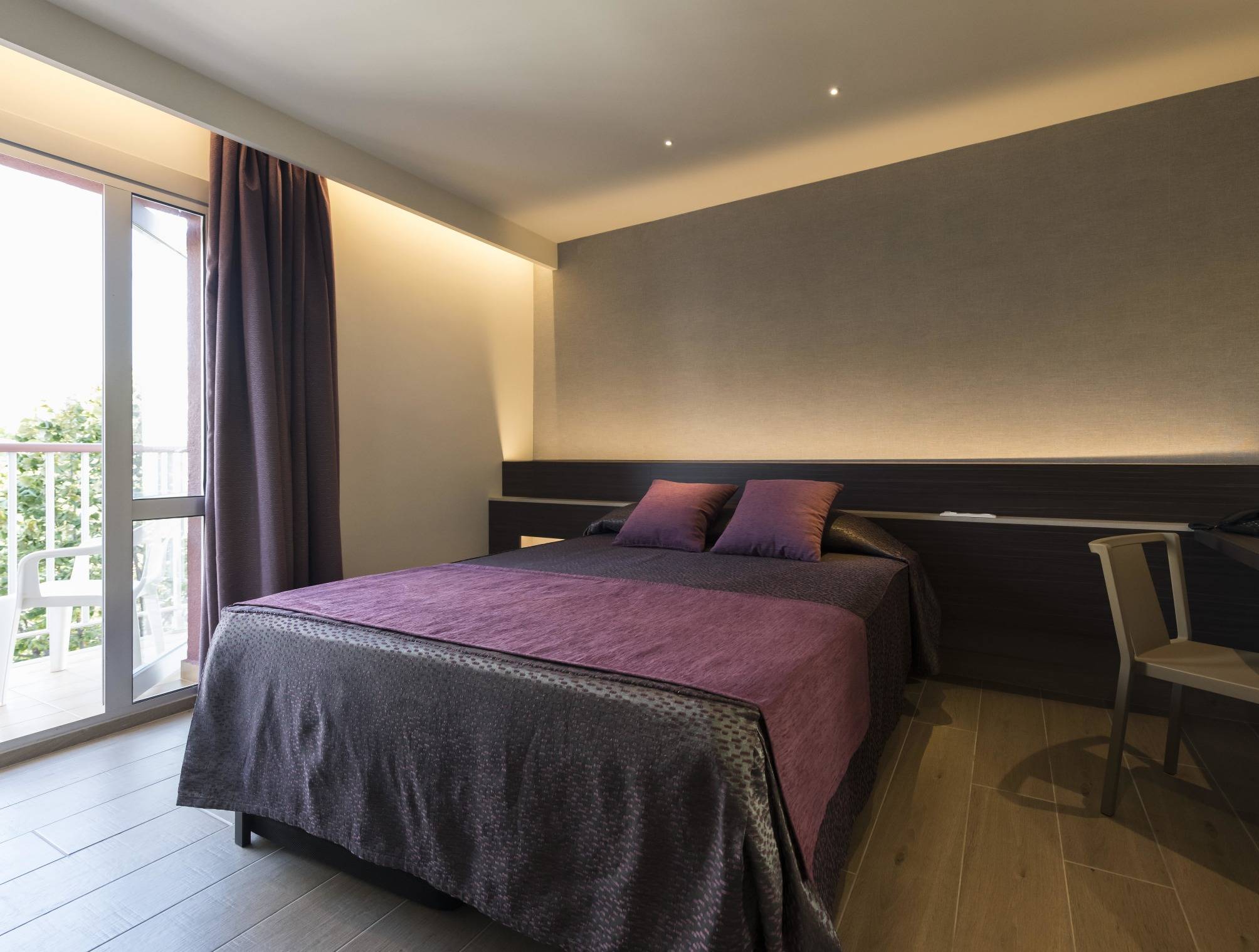 Hotel Papi Blau 2