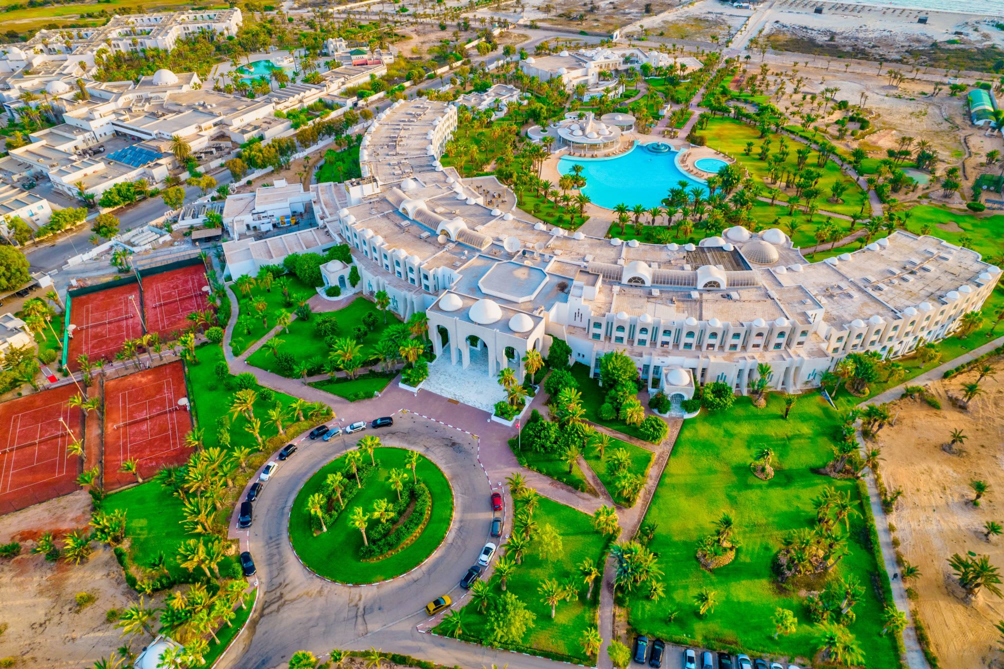 Royal Garden Palace - Families and Couples 1
