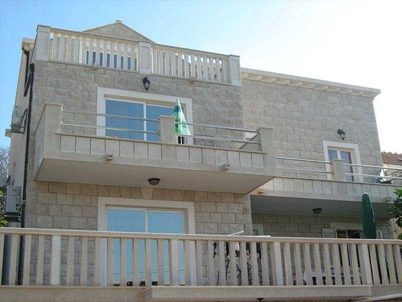 Apartments Miljas 1