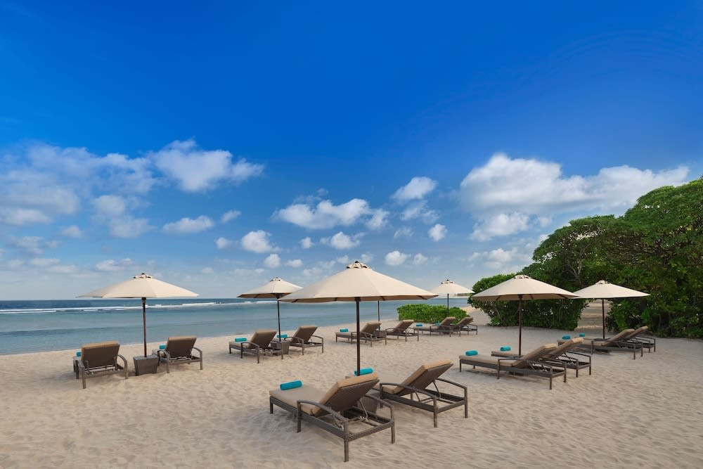 Courtyard by Marriott Bali Nusa Dua Resort 1