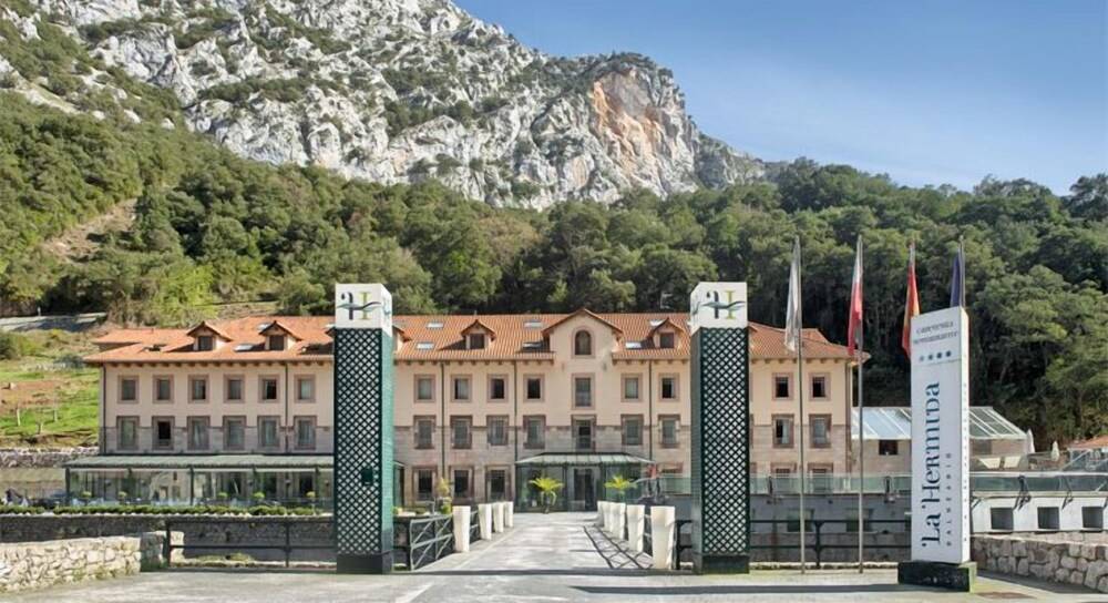Hotel Balneario La Hermida 1