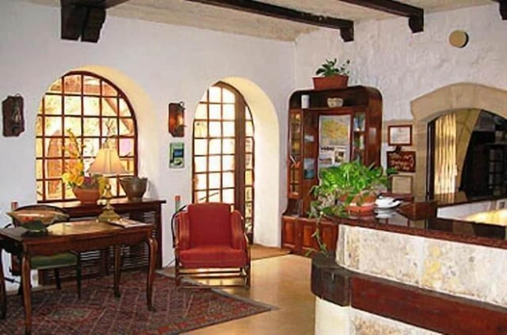 Cornucopia Hotel 2